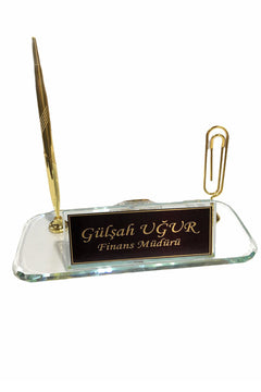 Placa de nombre de cristal para escritorio con reloj, dos bolígrafos, clip – vista del producto 2