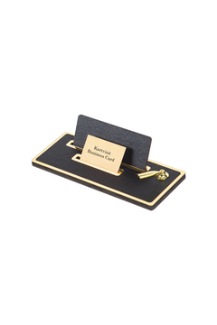 Vesta - Set accessori da scrivania nero da 11 pezzi con targhetta personalizzata, una penna e tre sottobicchieri – vista del prodotto 3